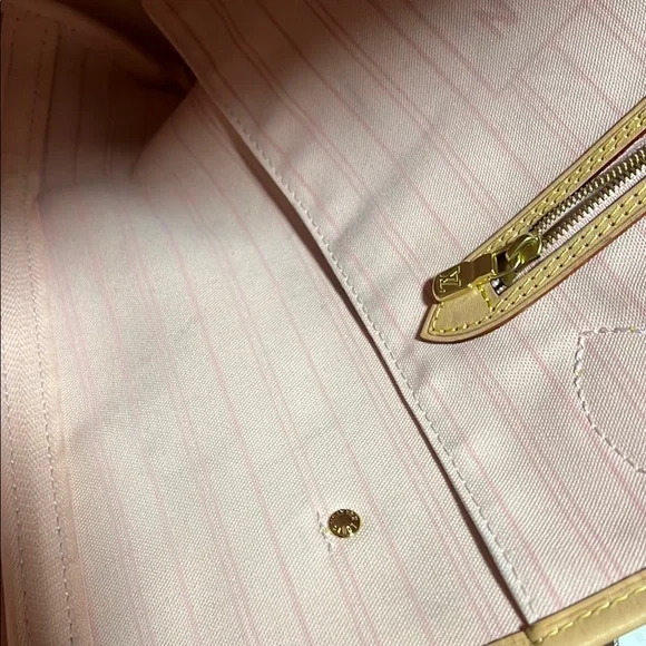 Louis Vuitton Damier Azur Neverfull MM, rose ballerine interior, - Picture 7 of 17